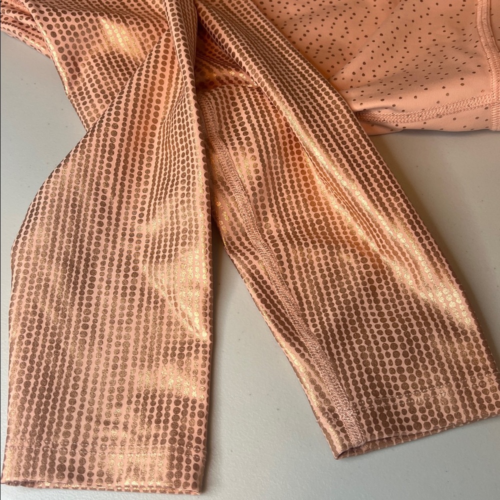 Beyond Yoga Shine Leggings Pink/Gold Print Size XS NWT - Picture 6 of 9